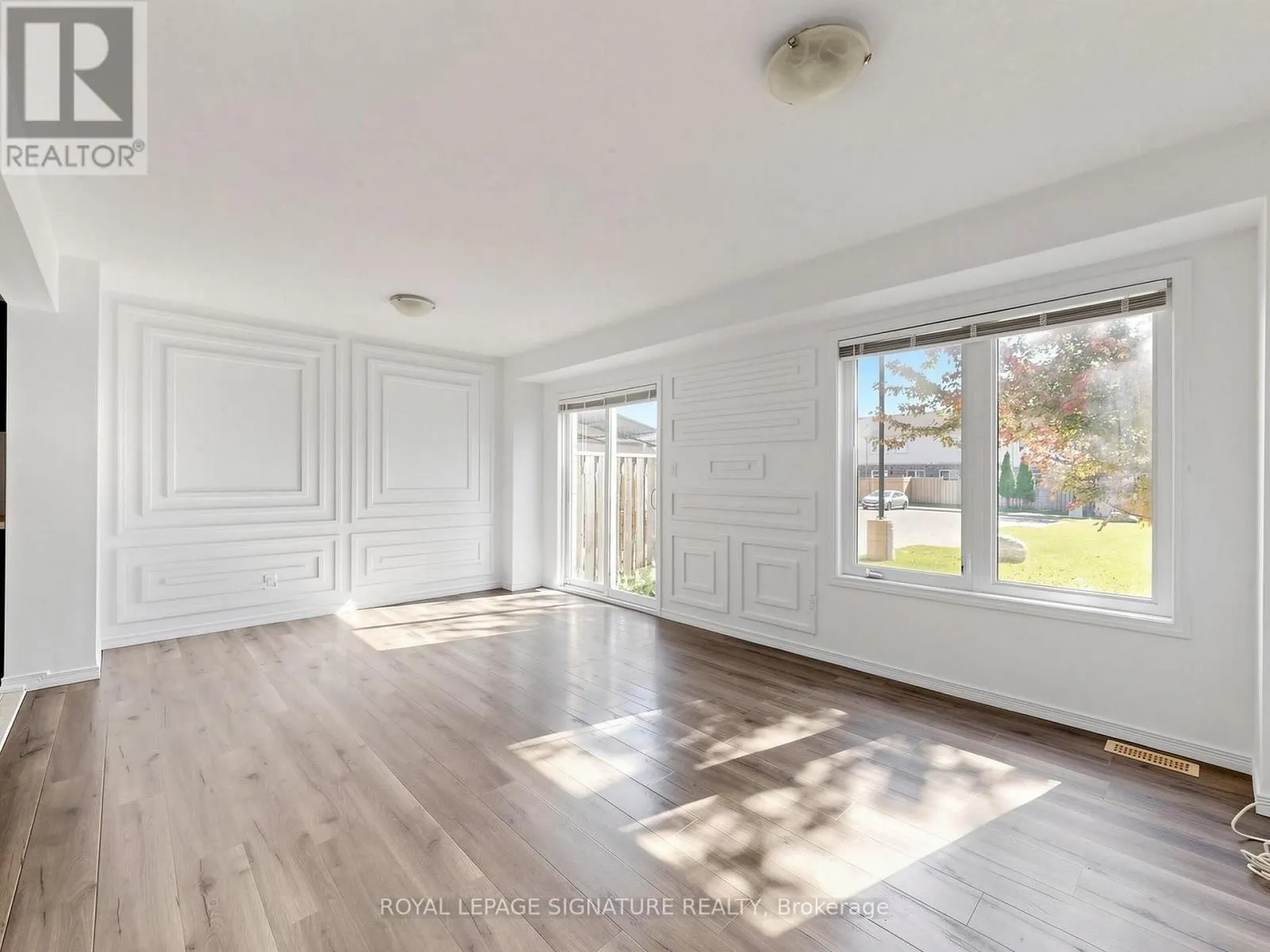 6 - 75 PRINCE WILLIAM WAY