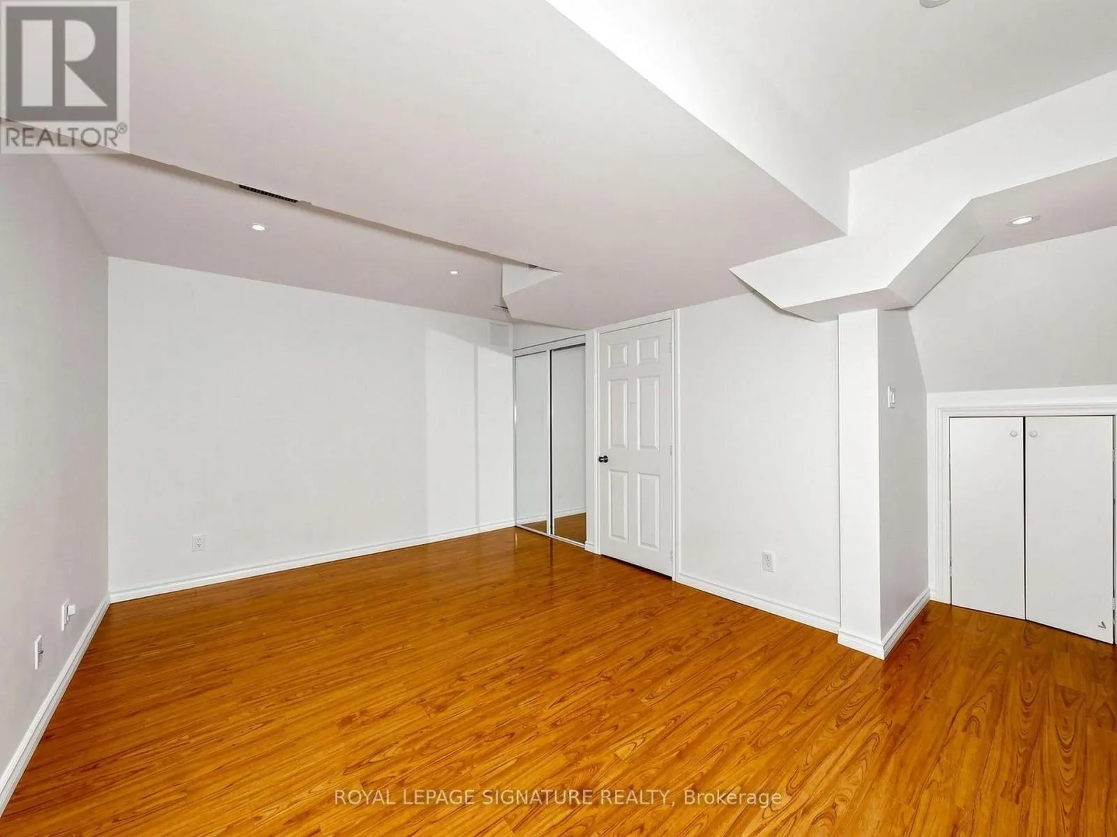 6 - 75 PRINCE WILLIAM WAY