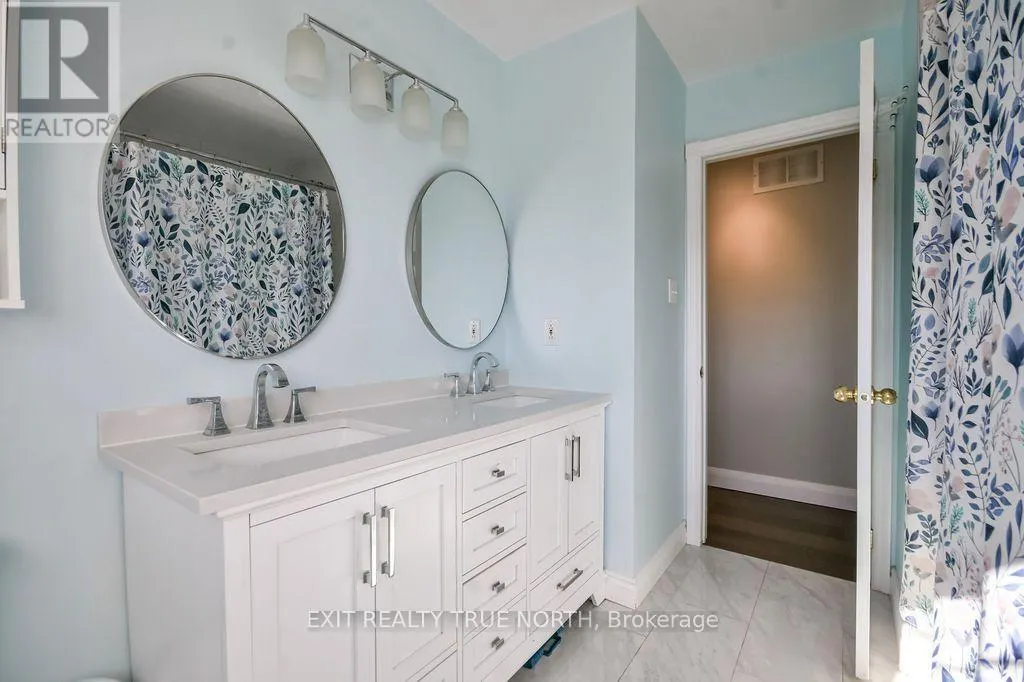 35 MARLOW CIRCLE