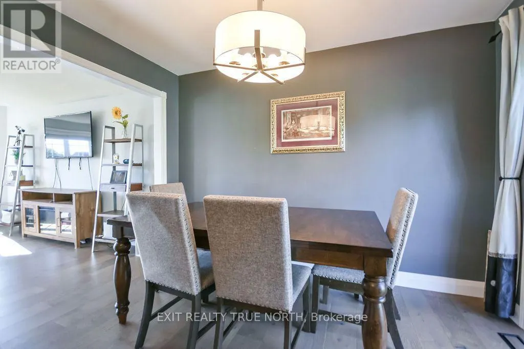 35 MARLOW CIRCLE