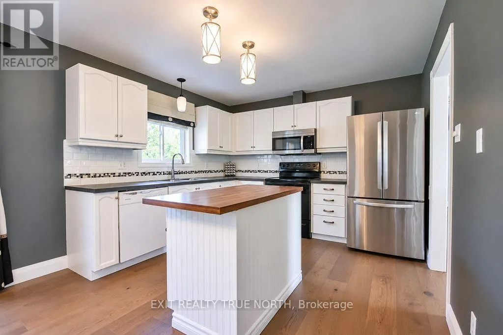 35 MARLOW CIRCLE