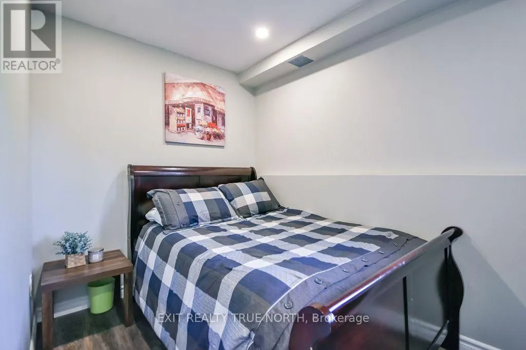 35 MARLOW CIRCLE