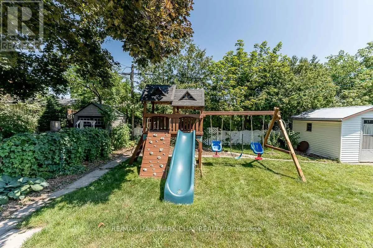 23 DOWNSVIEW DRIVE
