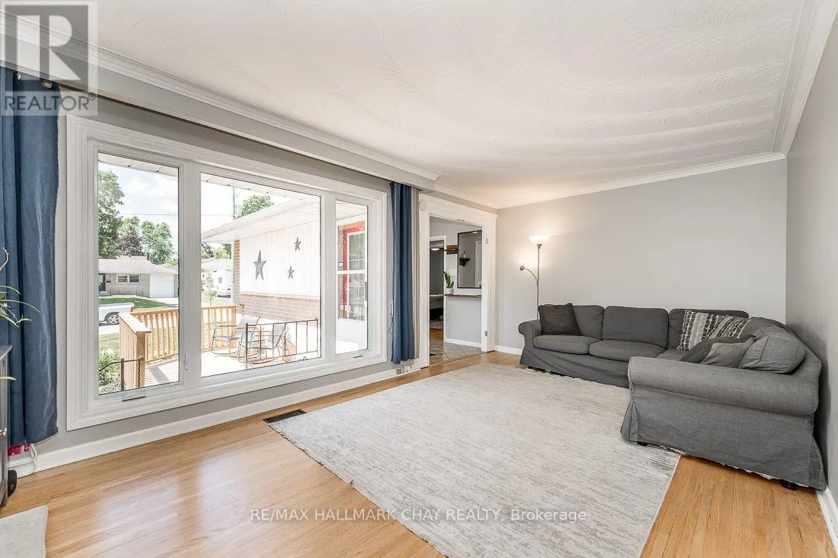 23 DOWNSVIEW DRIVE