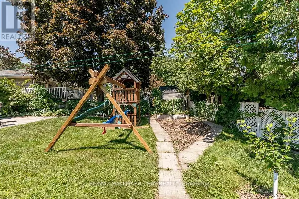 23 DOWNSVIEW DRIVE