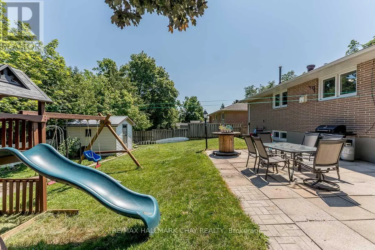 23 DOWNSVIEW DRIVE
