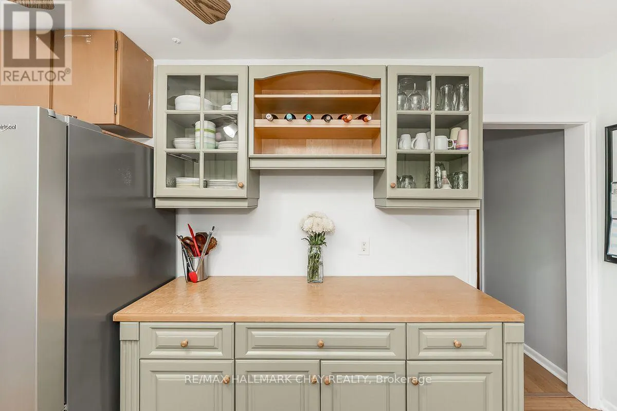 23 DOWNSVIEW DRIVE
