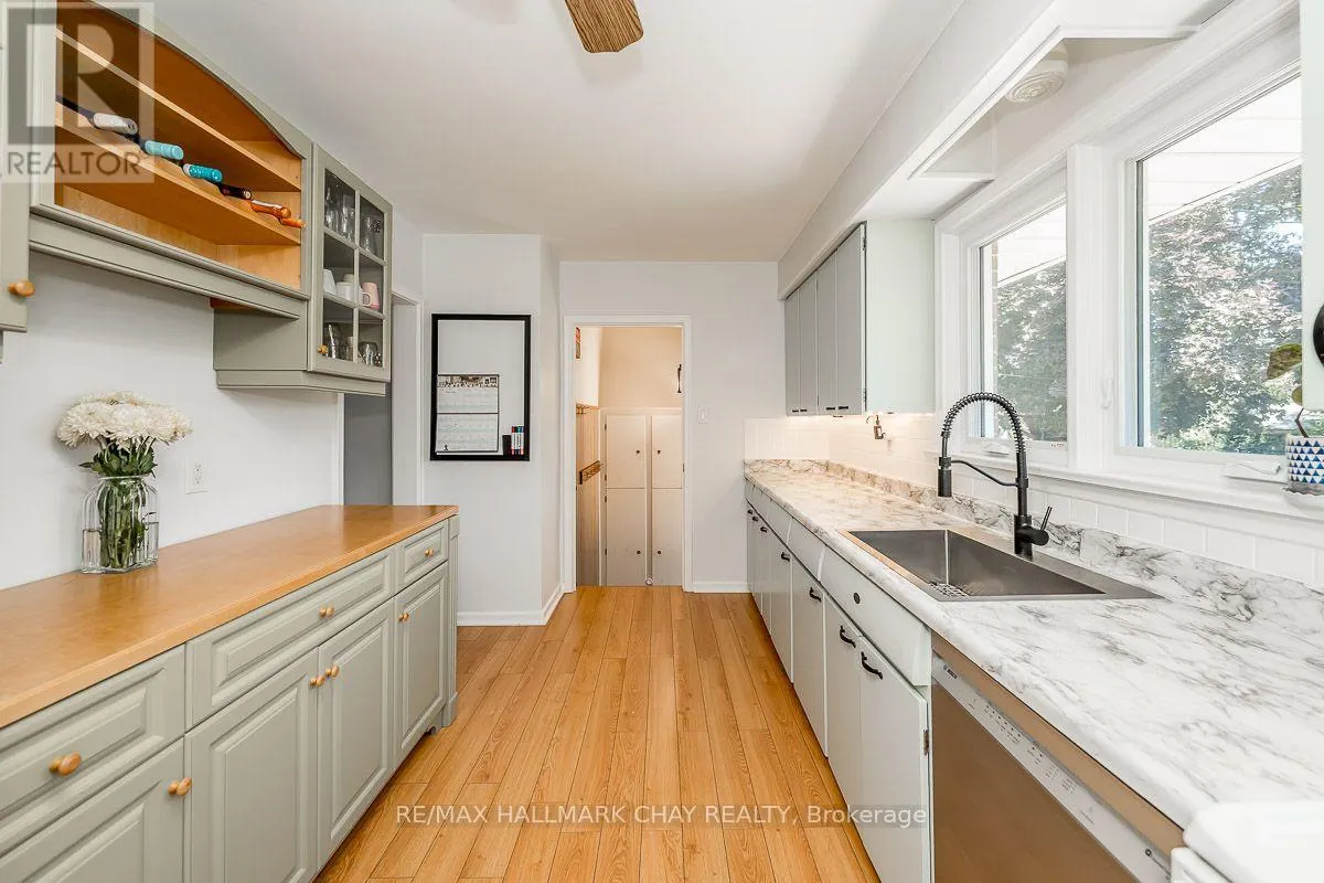 23 DOWNSVIEW DRIVE