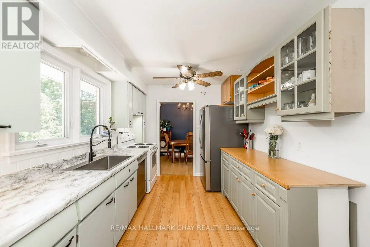 23 DOWNSVIEW DRIVE