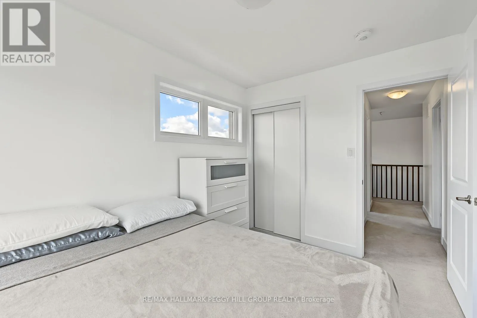 11 TURNBERRY LANE