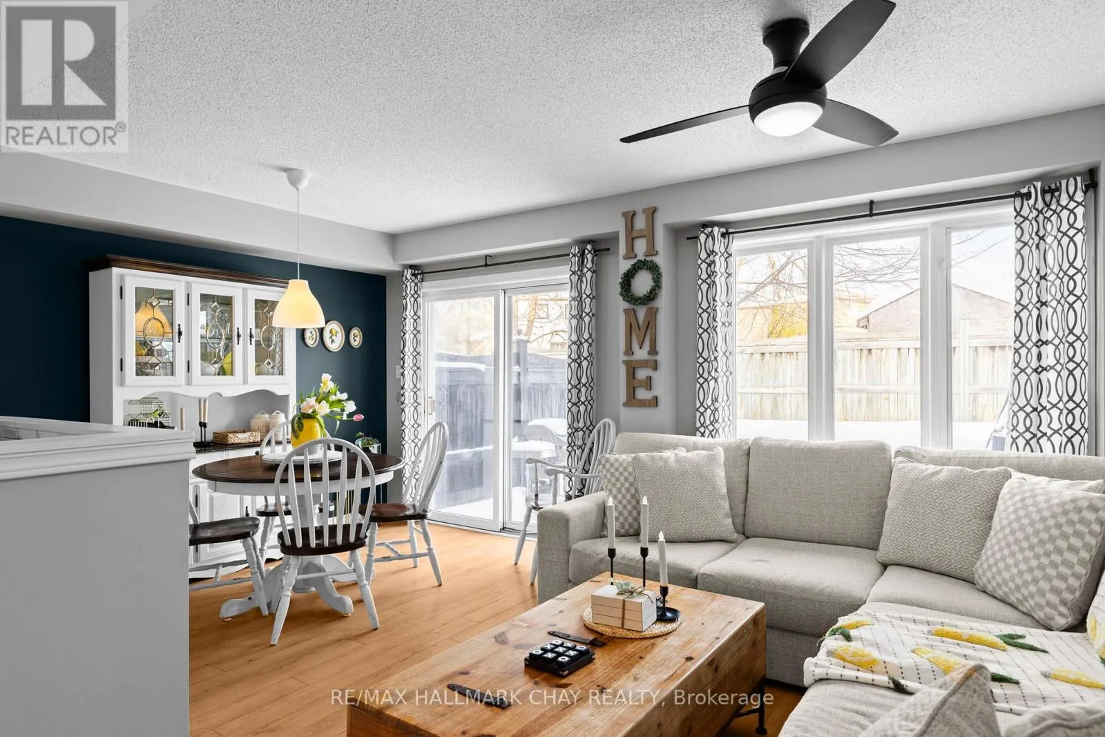 38 - 430 MAPLEVIEW DRIVE E