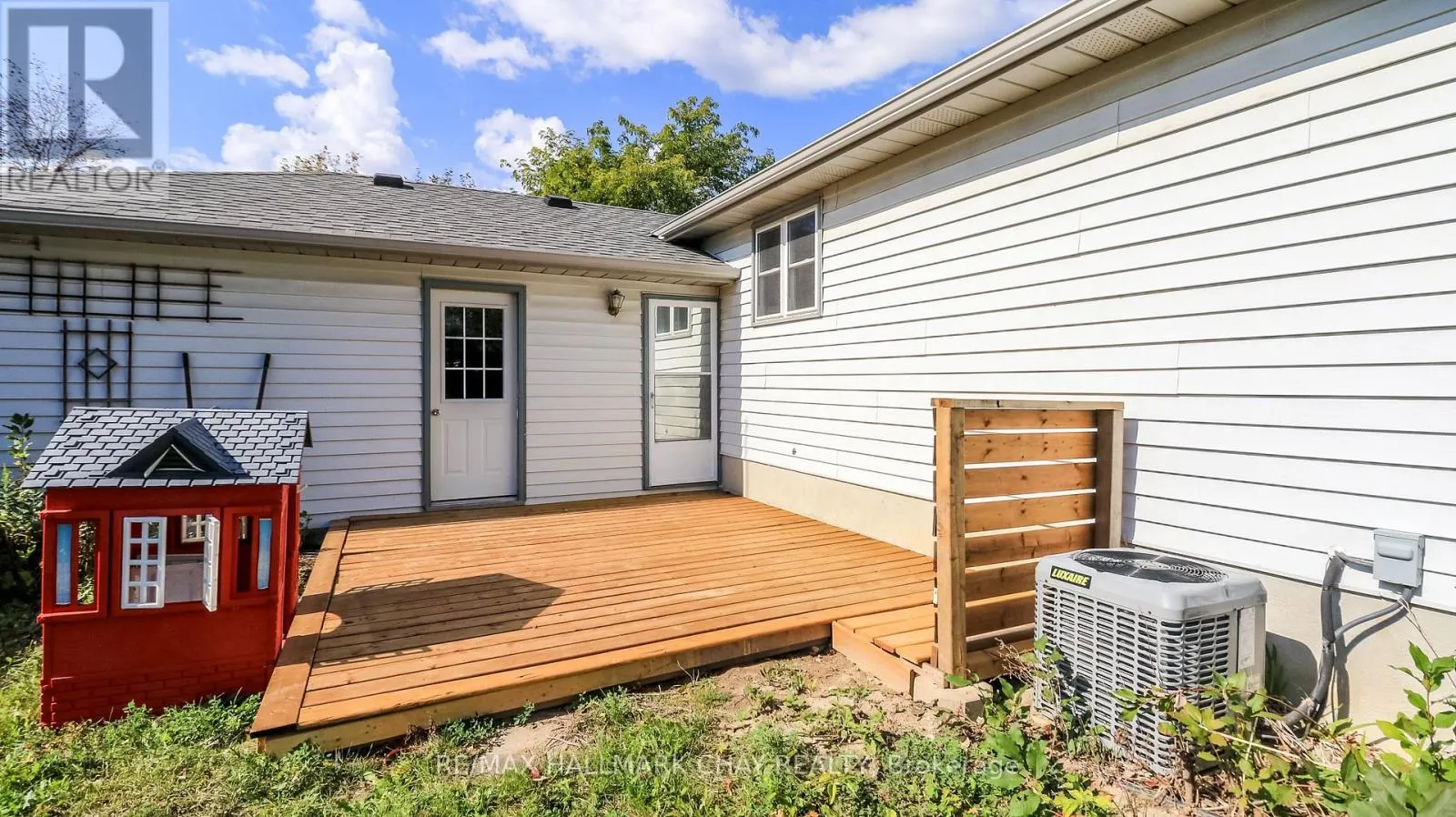 9 BRONTE CRESCENT