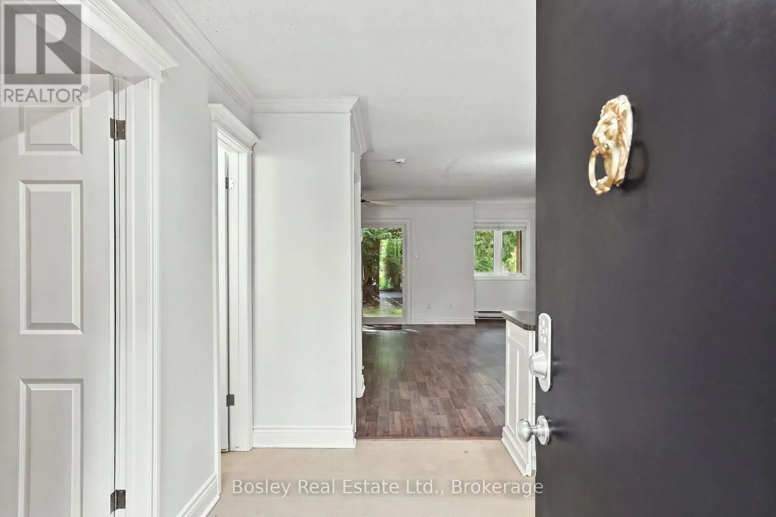 552 OXBOW CRESCENT