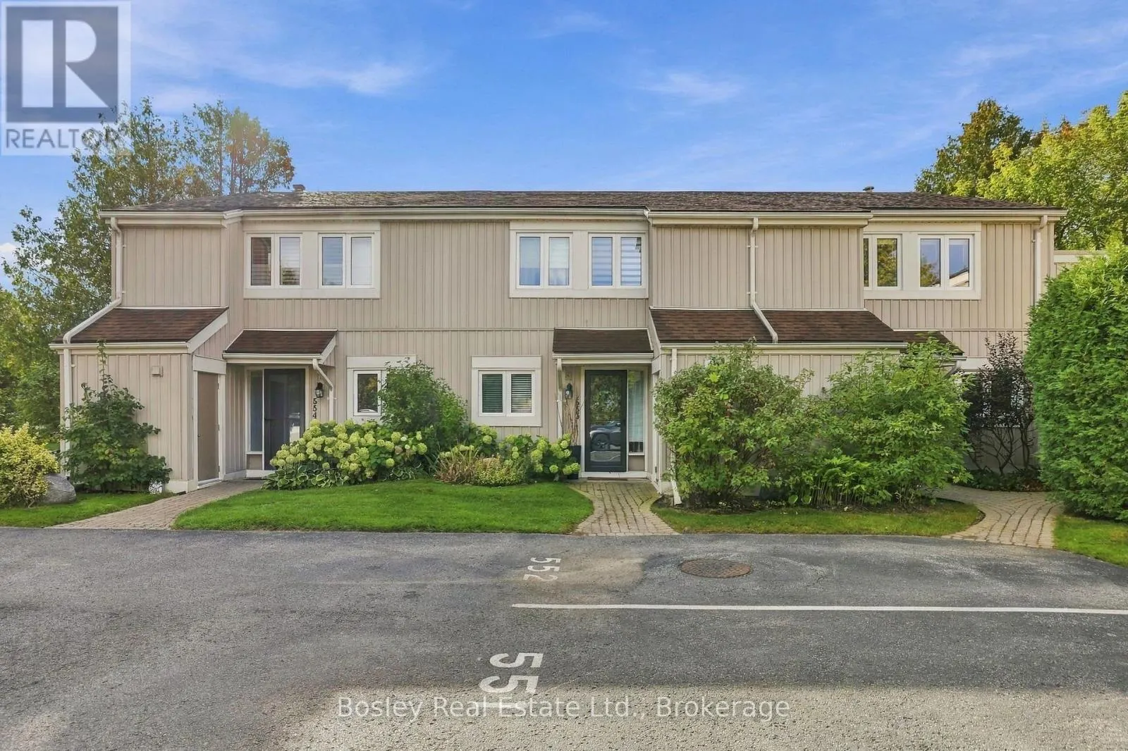 552 OXBOW CRESCENT