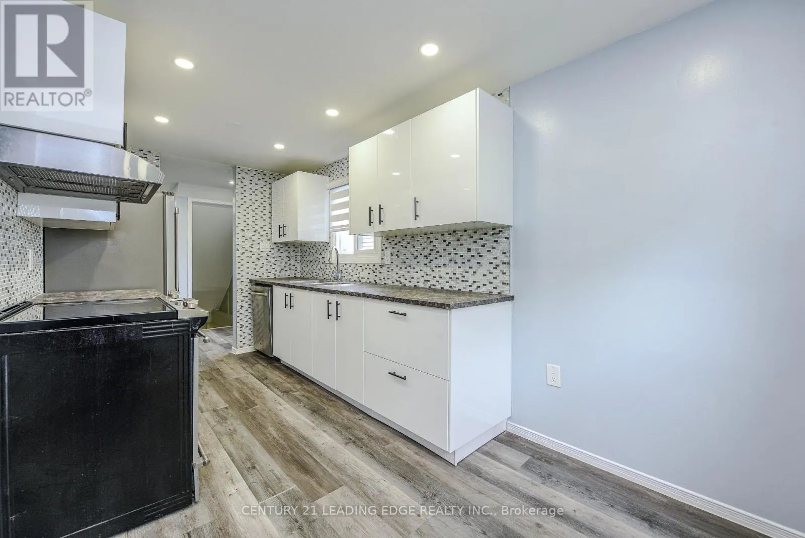 169 HICKLING TRAIL