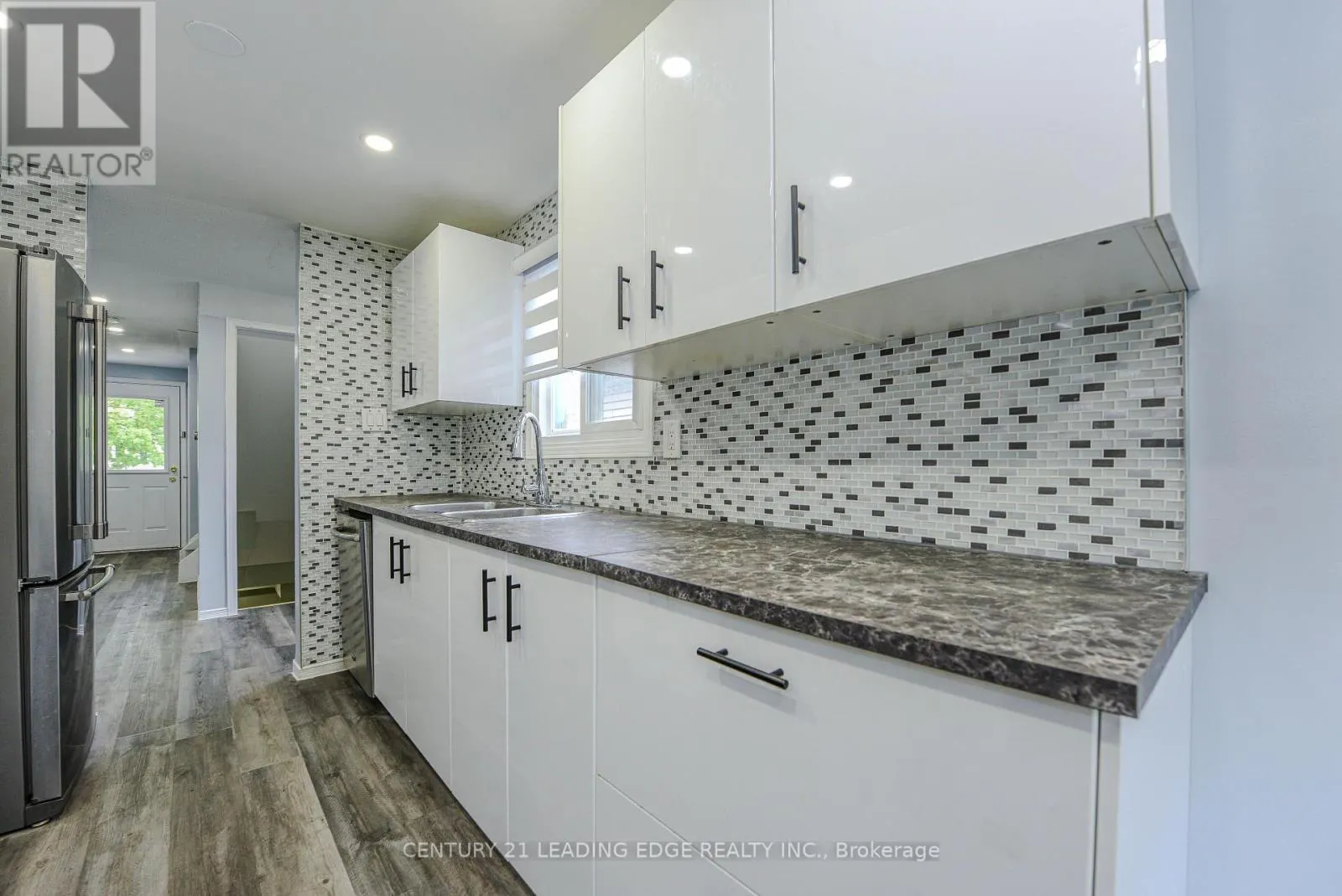 169 HICKLING TRAIL
