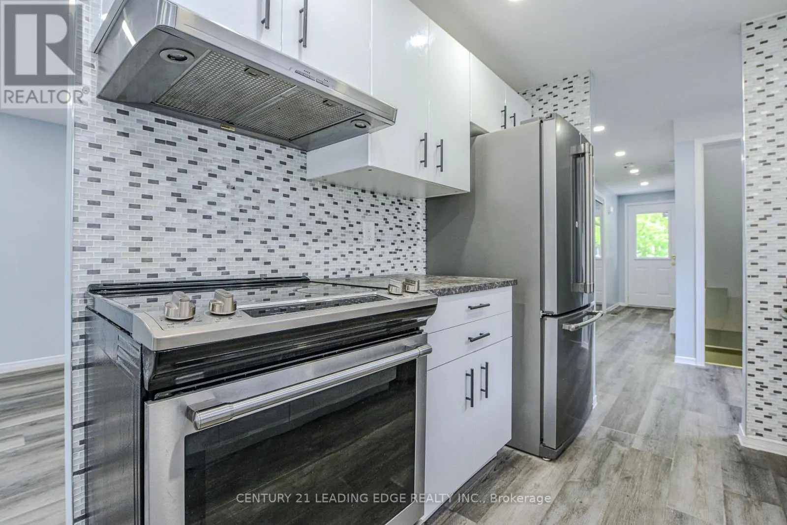 169 HICKLING TRAIL