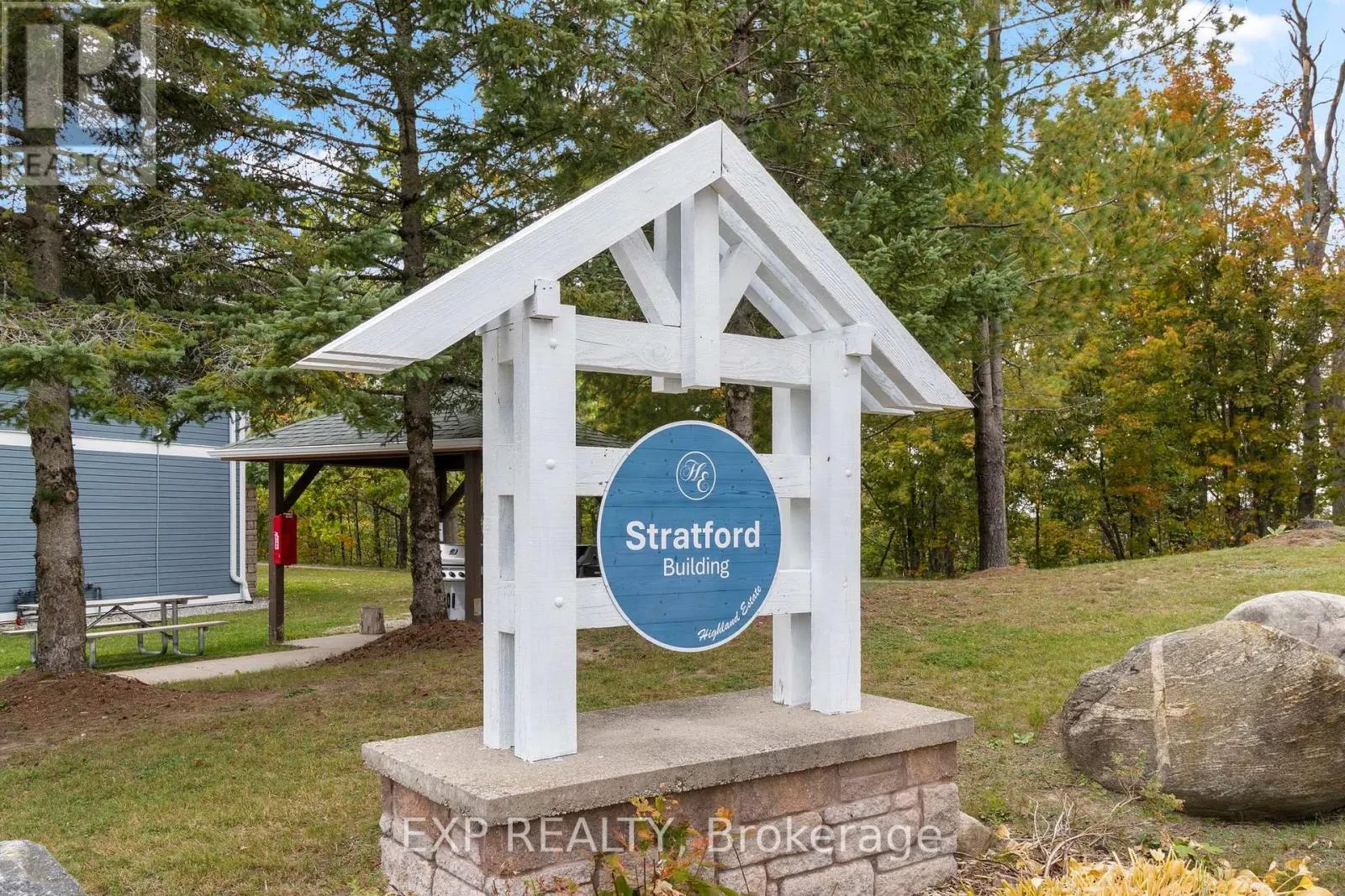 2328/2329 - 90 HIGHLAND DRIVE