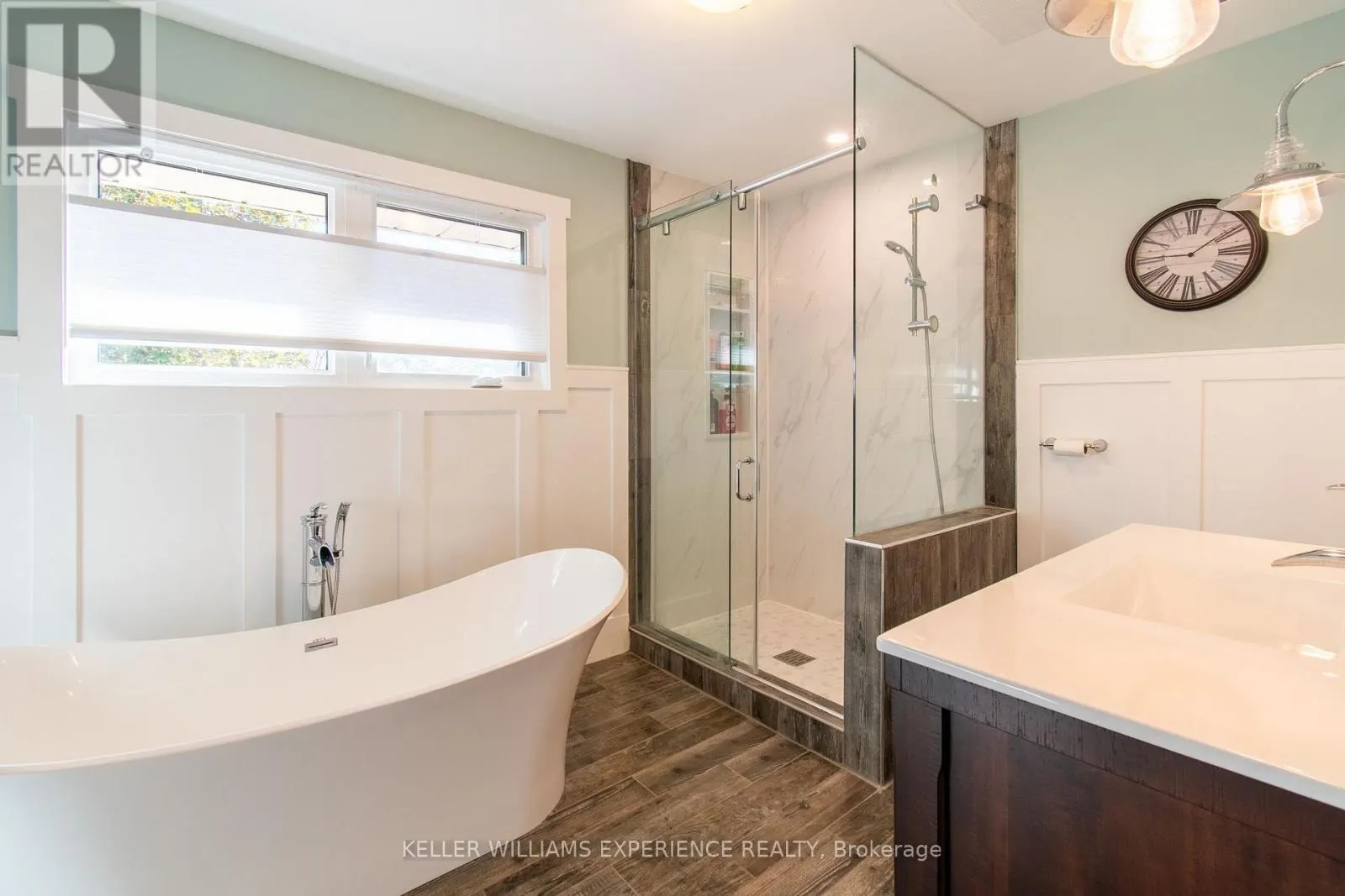 15 WOODCREST ROAD
