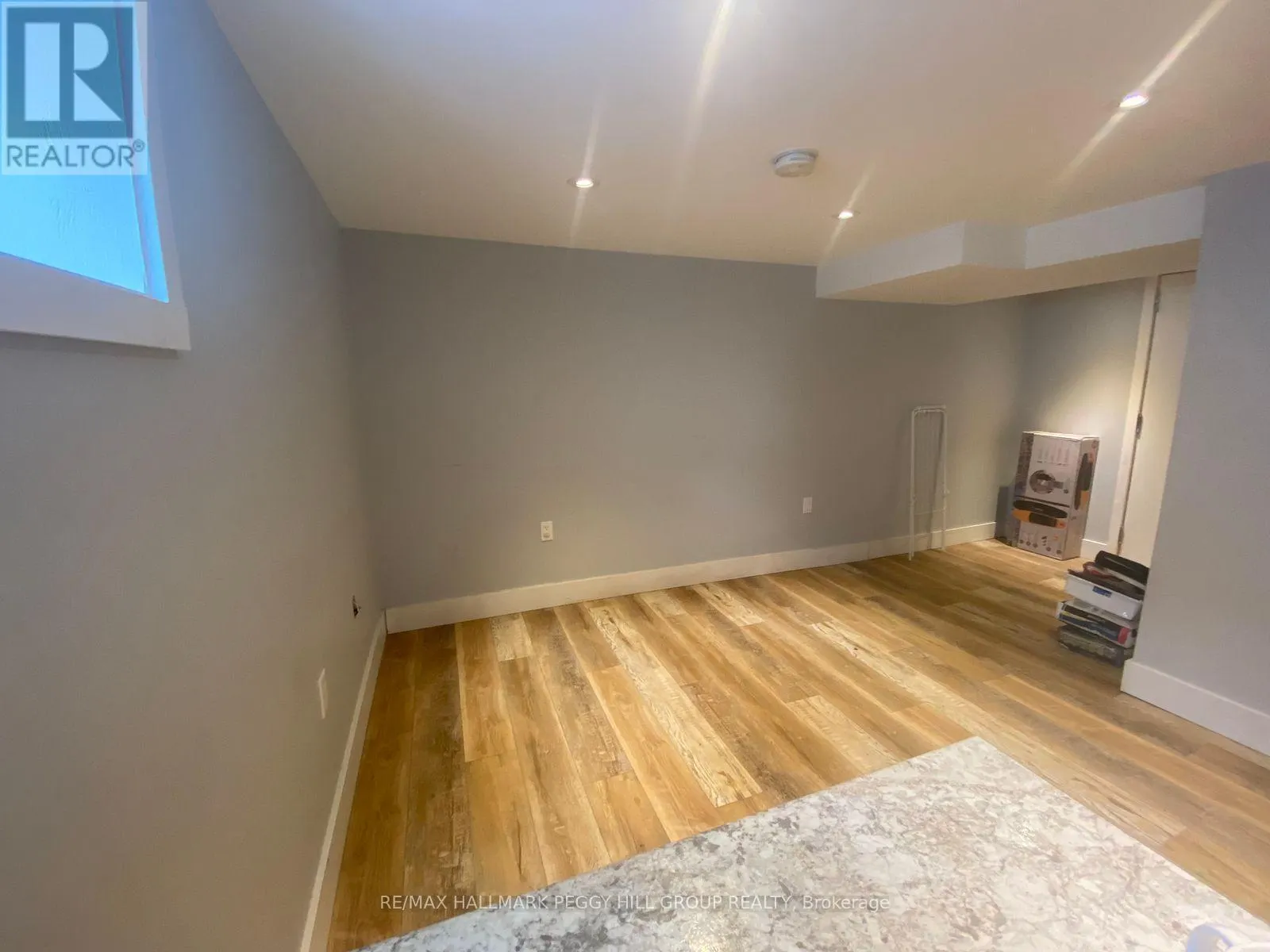 LOWER - 148 PENETANG STREET