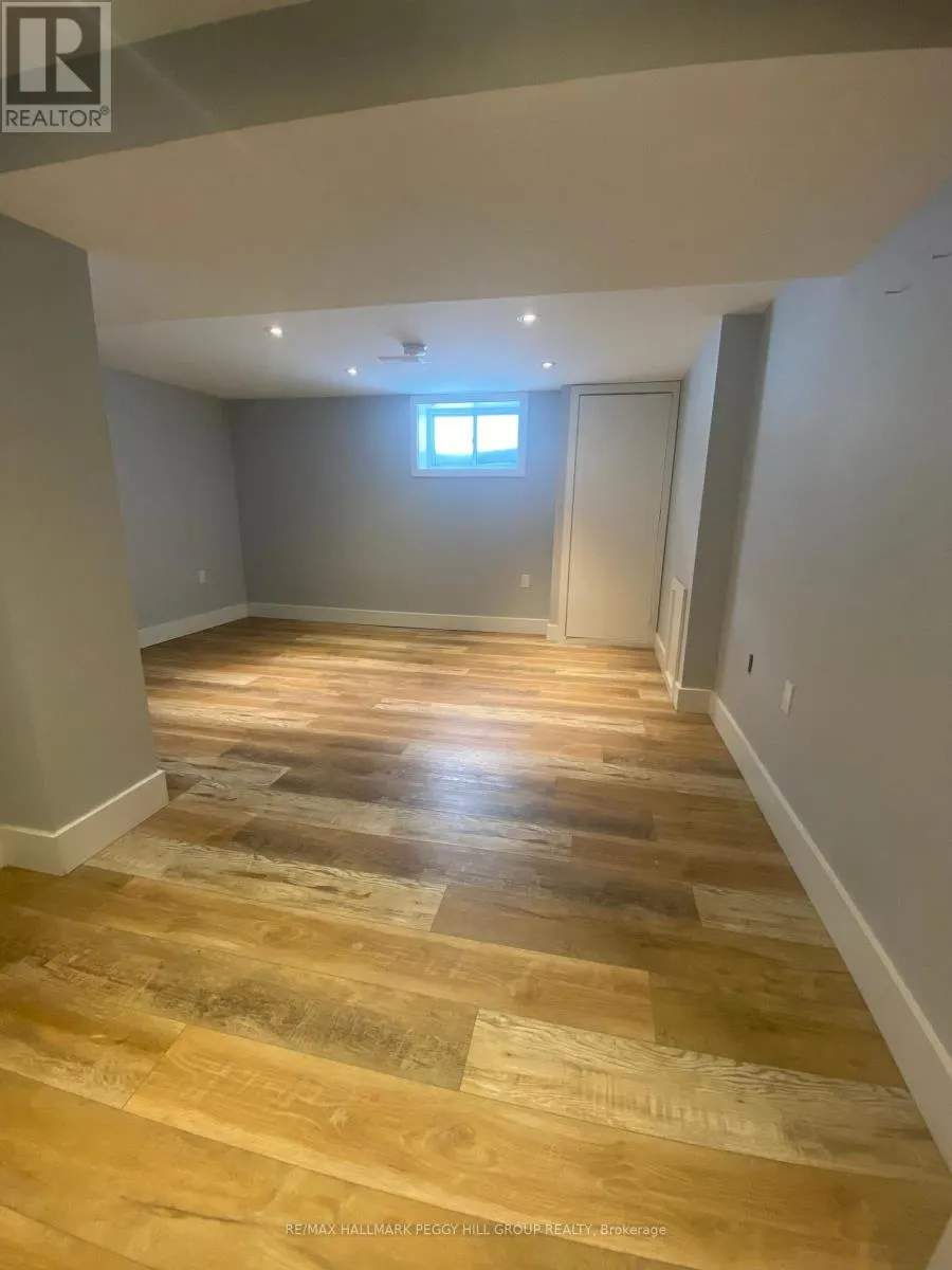 LOWER - 148 PENETANG STREET
