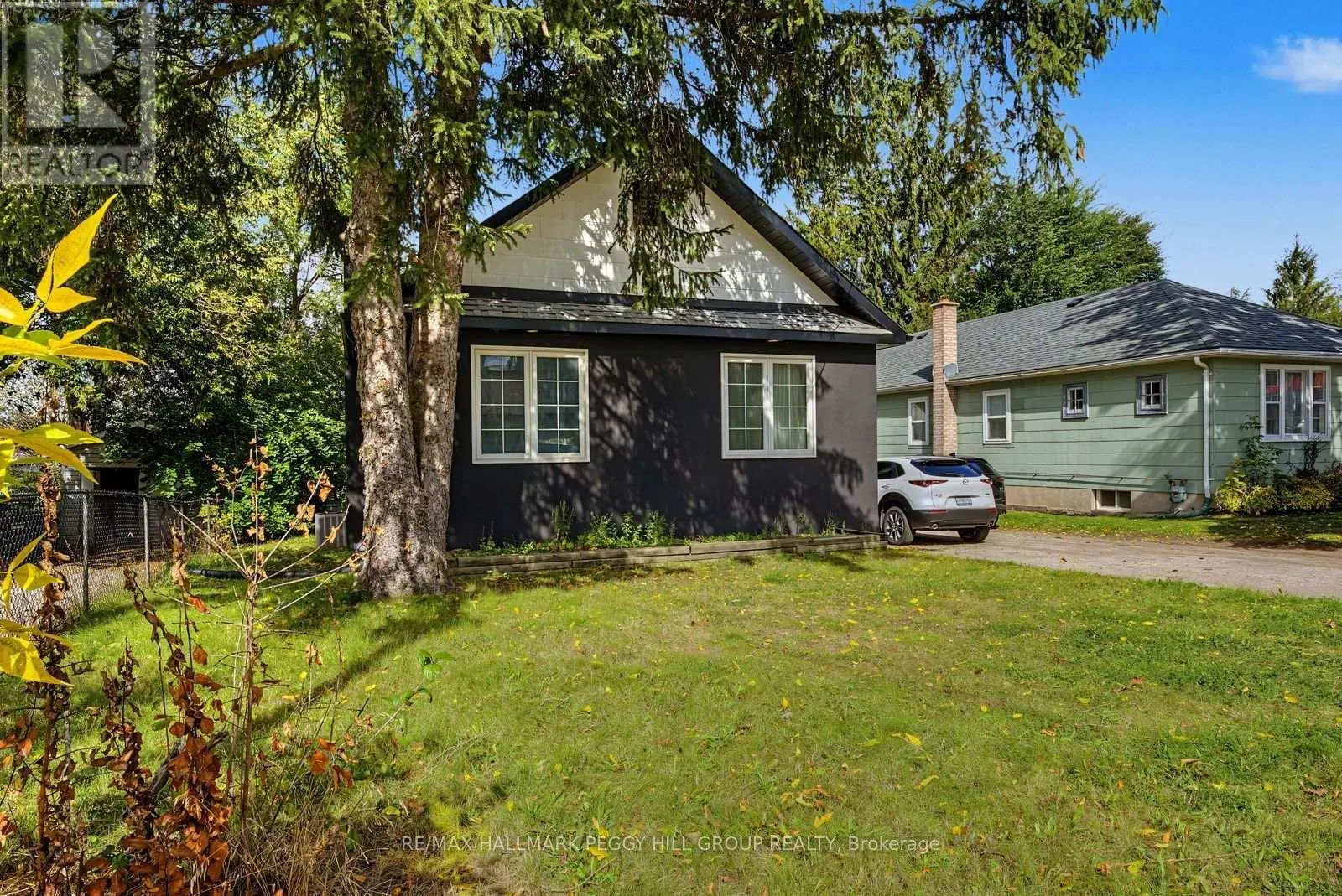 LOWER - 148 PENETANG STREET
