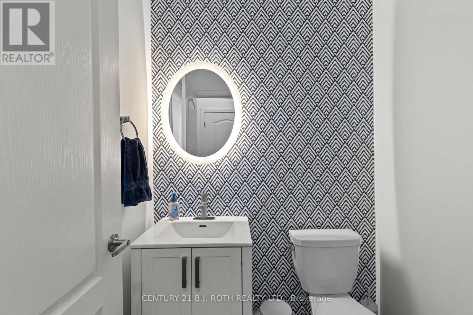 32 SANDHILL CRANE DRIVE