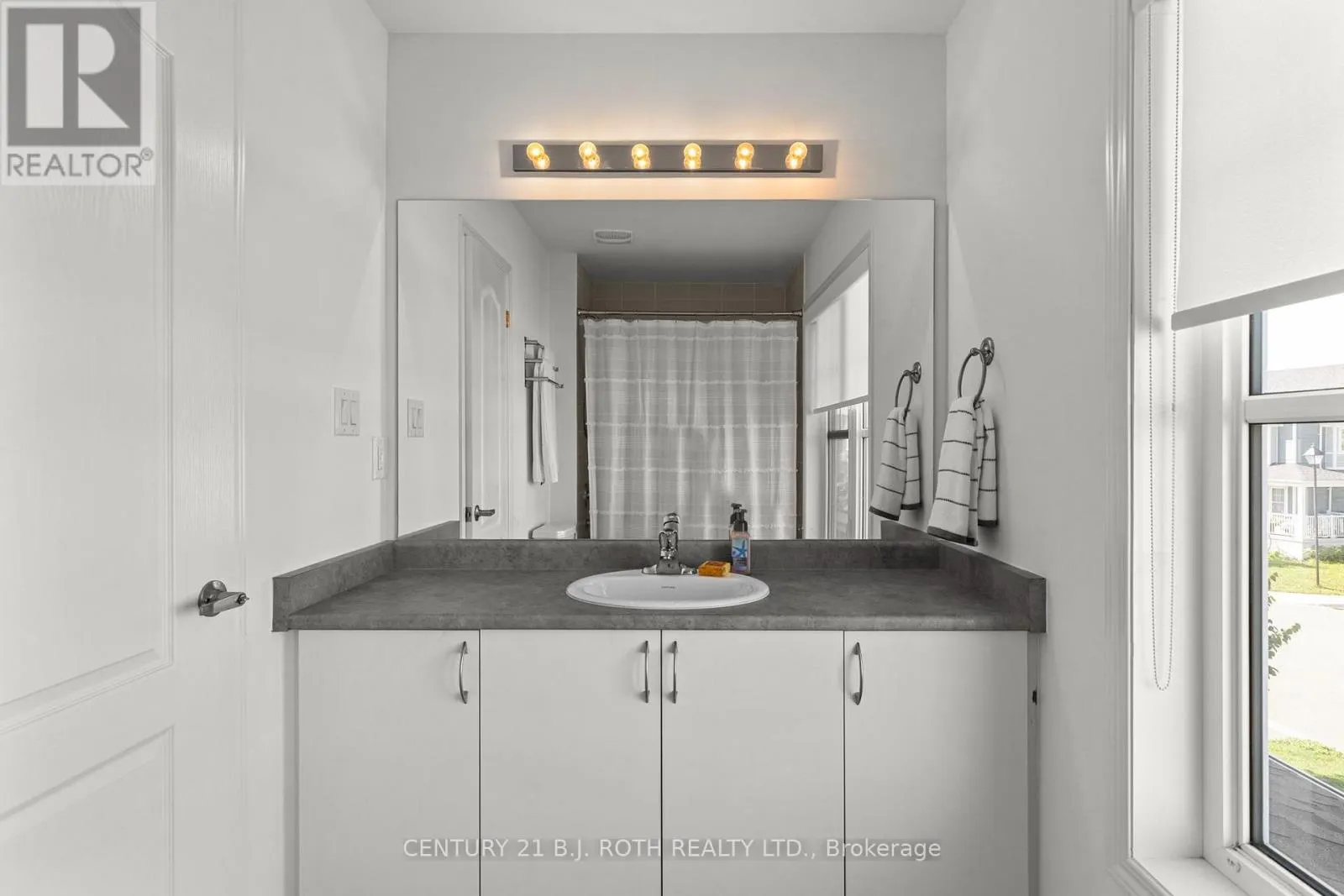 32 SANDHILL CRANE DRIVE
