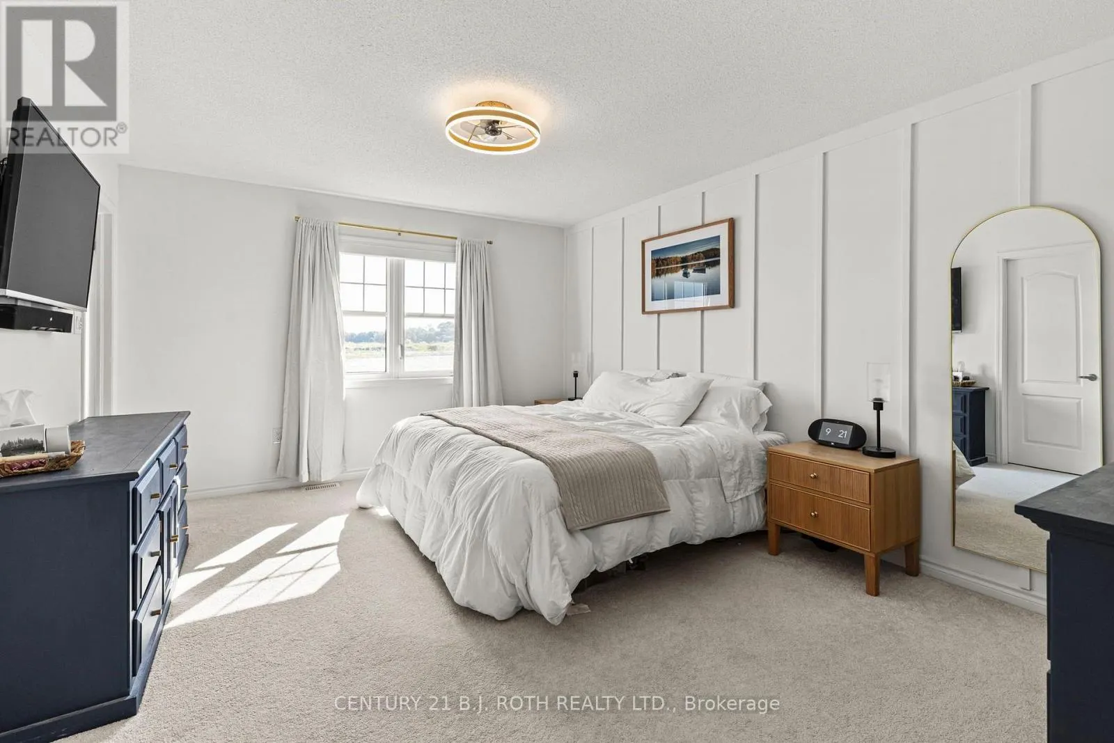32 SANDHILL CRANE DRIVE