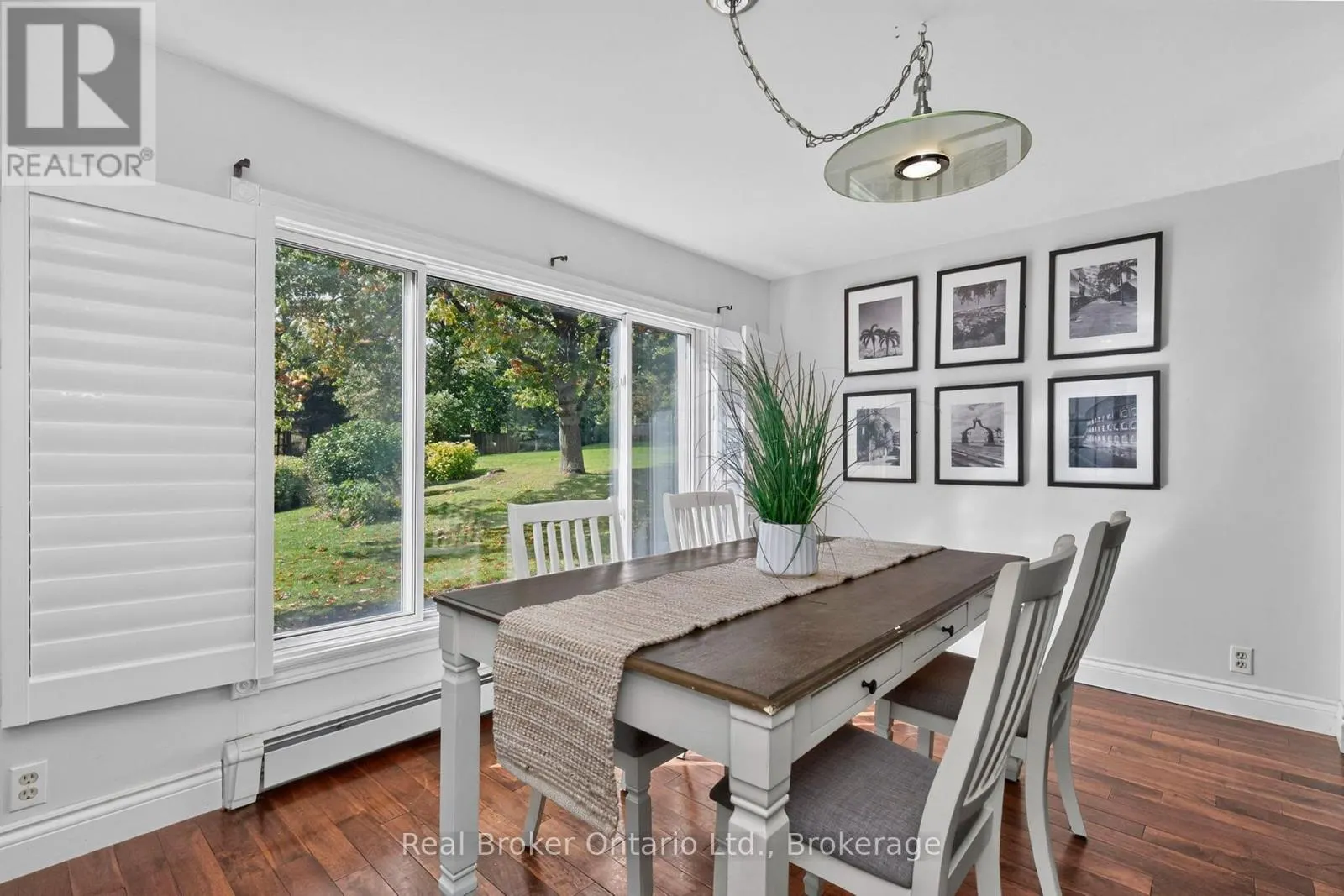 320 LAFONTAINE ROAD W