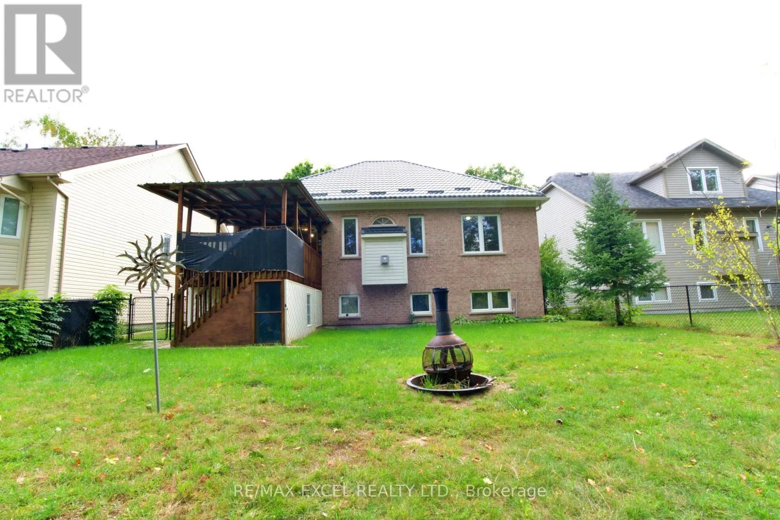 12 CARDINAL WAY