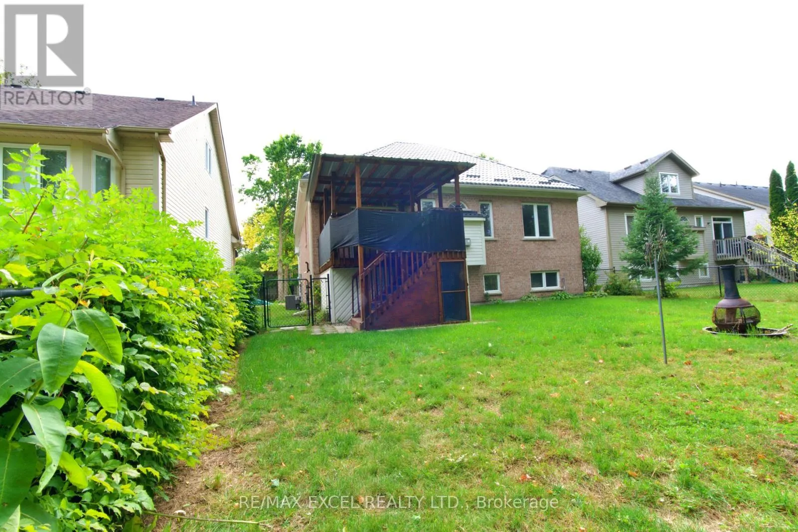 12 CARDINAL WAY