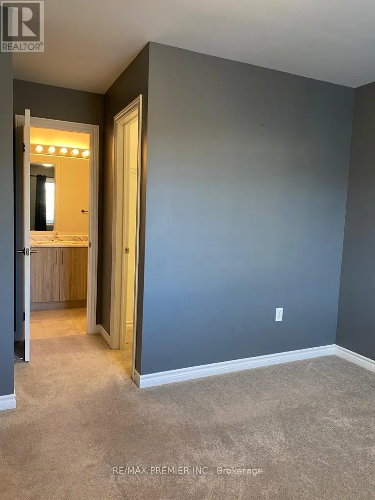 6 ANDEAN LANE
