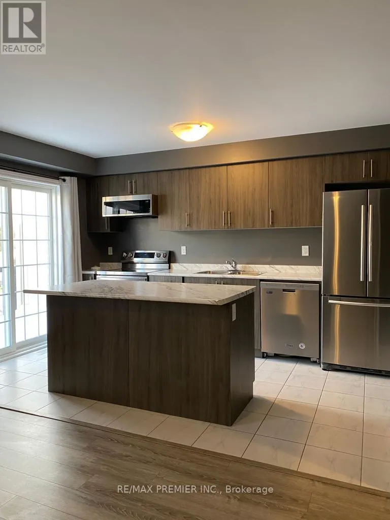 6 ANDEAN LANE