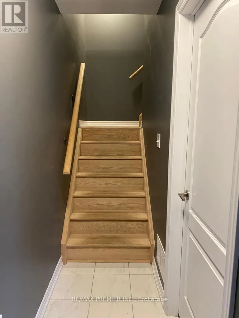 6 ANDEAN LANE