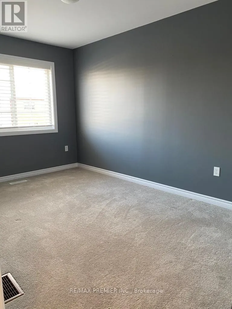 6 ANDEAN LANE