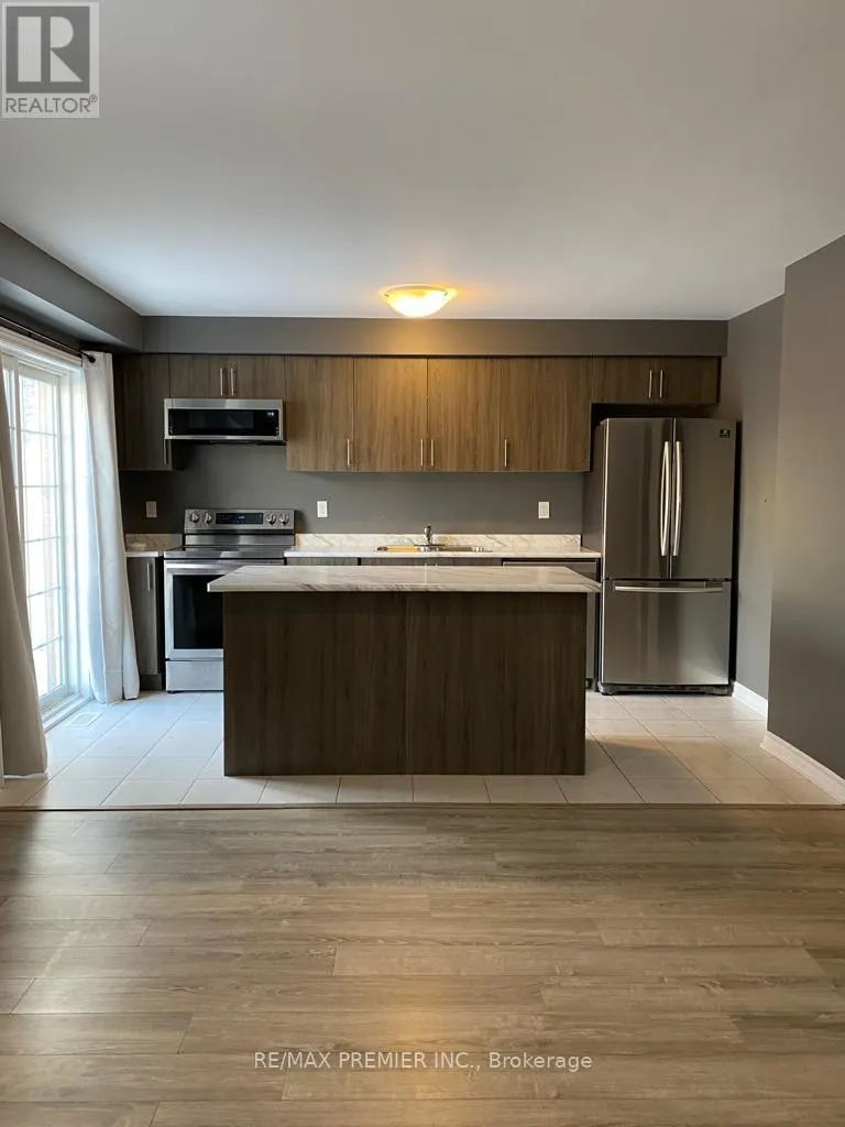 6 ANDEAN LANE
