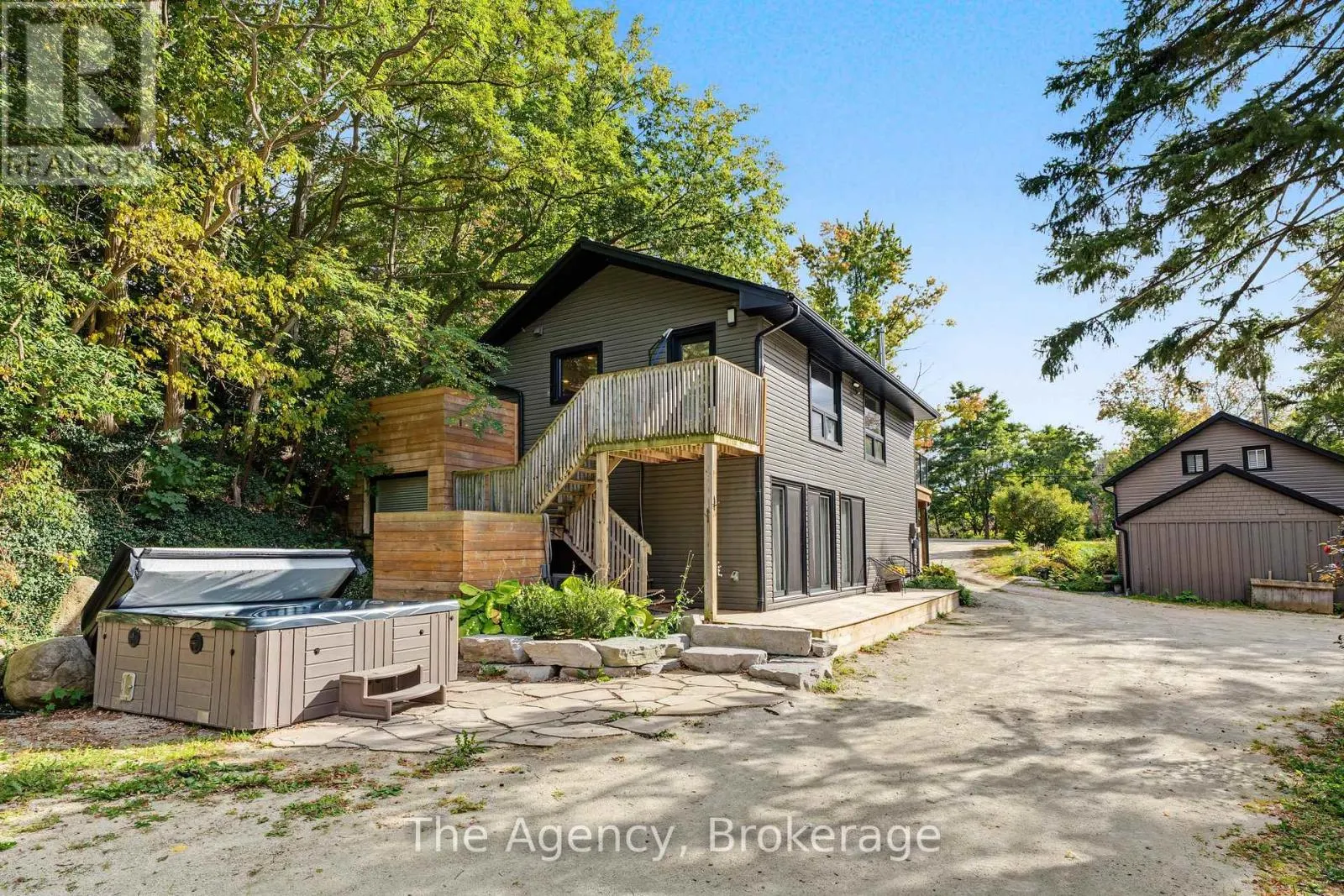 645 MOUNTAIN ROAD