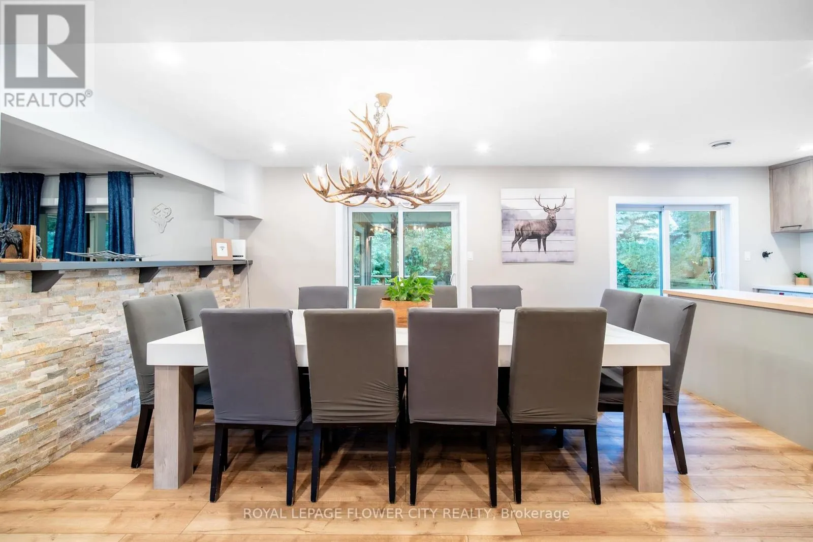 734 MOUNTAIN ROAD
