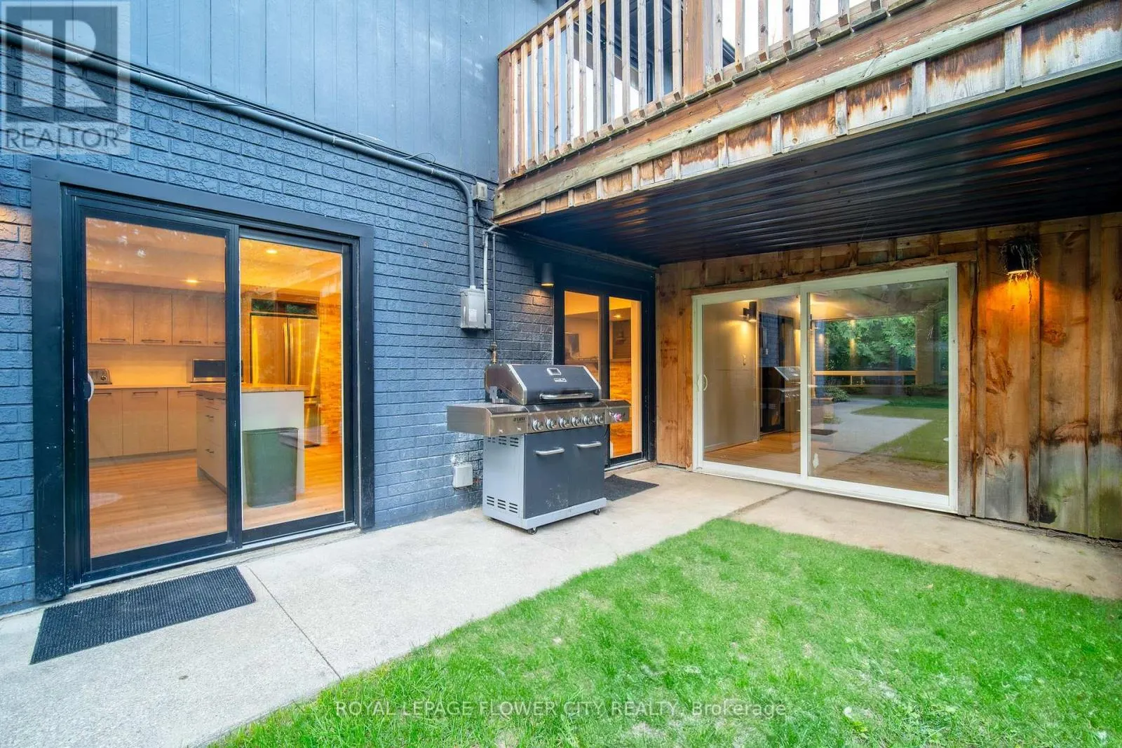 734 MOUNTAIN ROAD