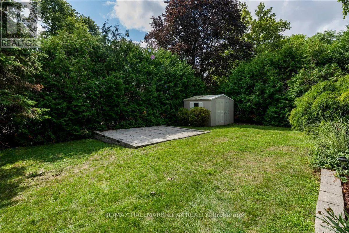 19 HIGHCROFT ROAD