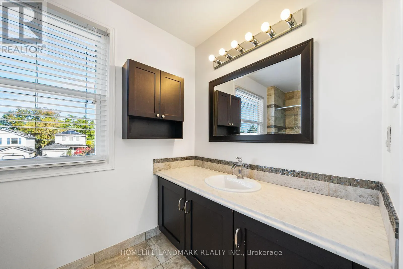 39 D'AMBROSIO DRIVE