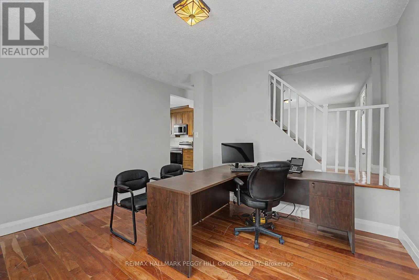173 DUNLOP STREET W