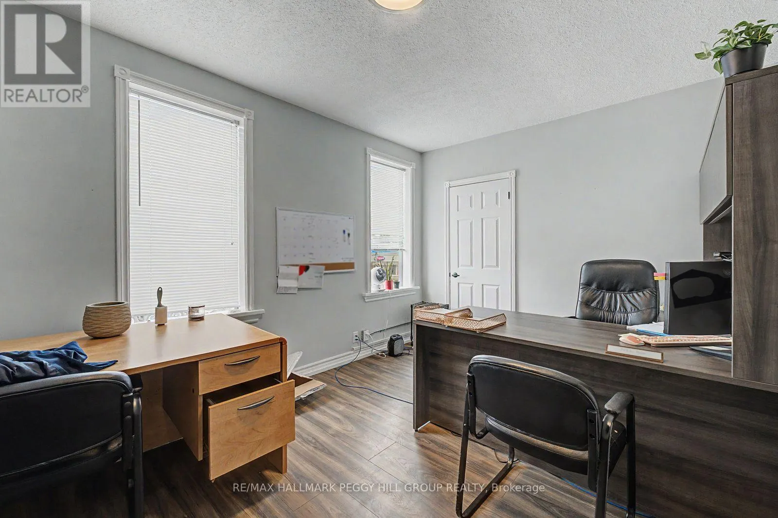 173 DUNLOP STREET W
