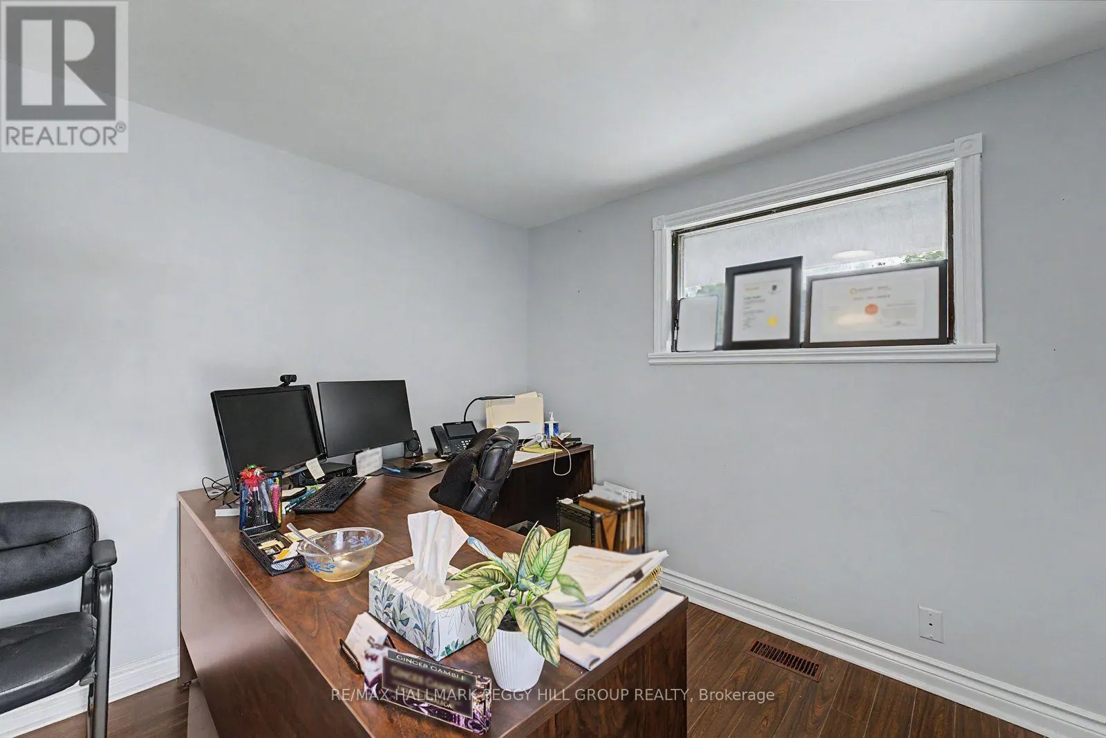 173 DUNLOP STREET W