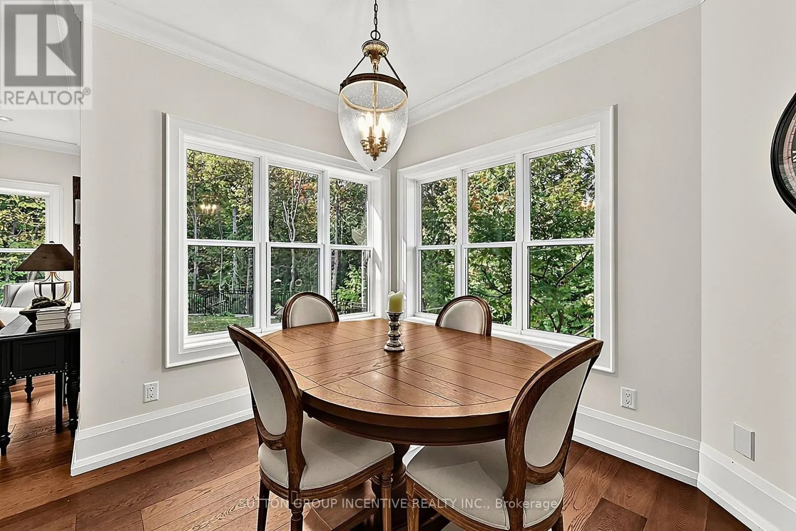 18 WENDAT TRAIL