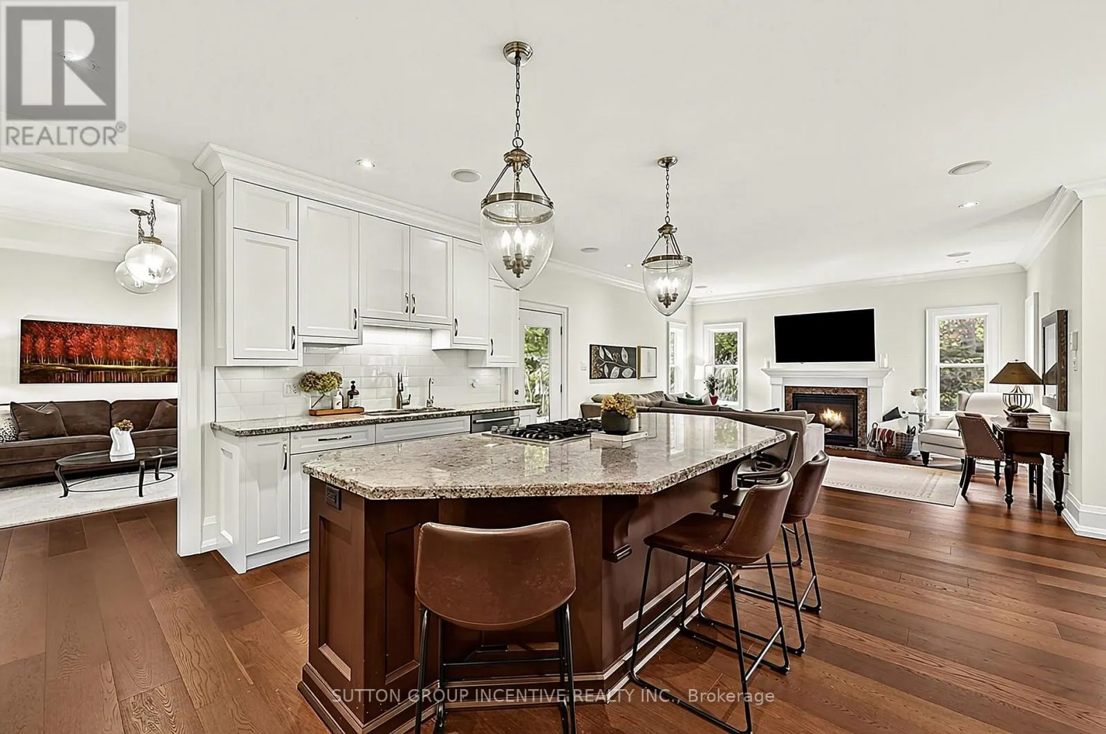 18 WENDAT TRAIL