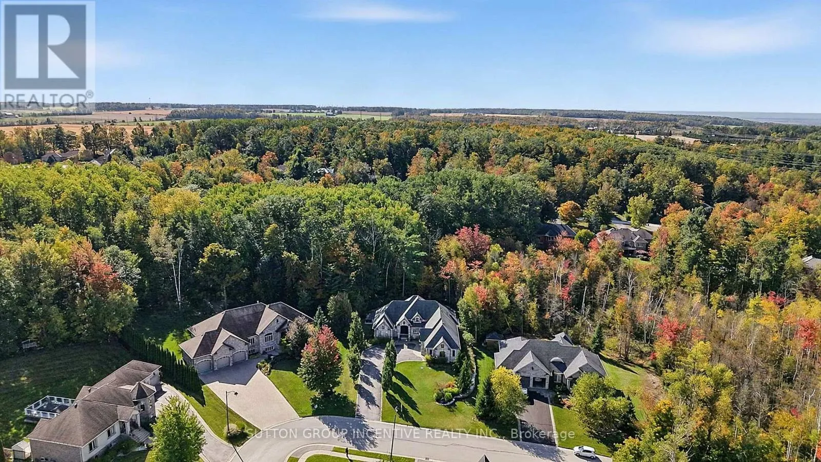 18 WENDAT TRAIL