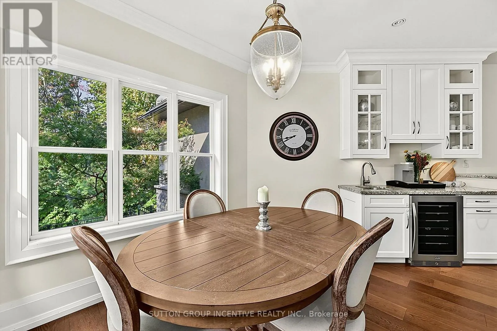 18 WENDAT TRAIL