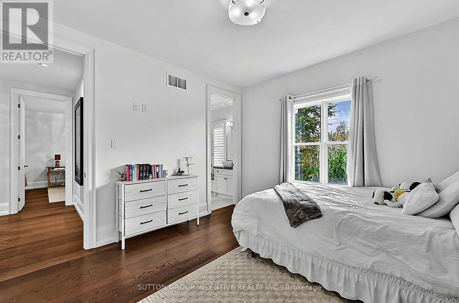 18 WENDAT TRAIL